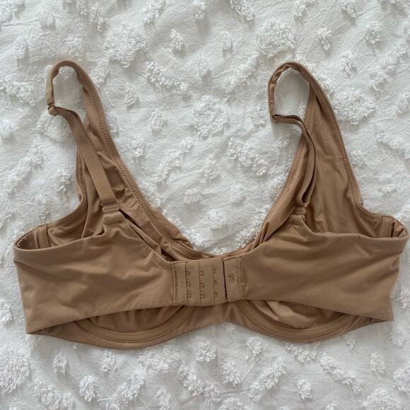 Victorias Secret Body by Victoria Unlined Demi Underwire Bra Size 38DD Nude - Picture 2 of 3